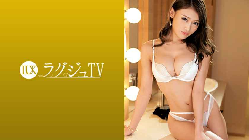 259LUXU-1197 ラグジュTV 1188 妖艶すぎる美人女医再び！変わらない美スタイルや騎乗位の官能的な腰使いは健在。細い腰を掴み、後ろから穿たれるとビクビクと体を震わせて快感に酔いしれる。